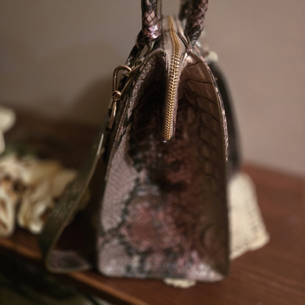 Brahmin Diamondback Ombre Satchel EUC, Sophisticated Bag - Picture 9 of 15